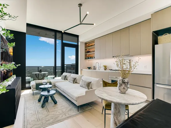 610 Davis St #2607, Austin, TX 78701