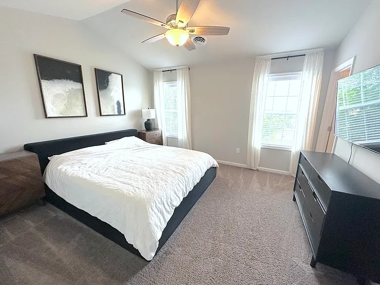 106 Pacer Dr — Photo 6