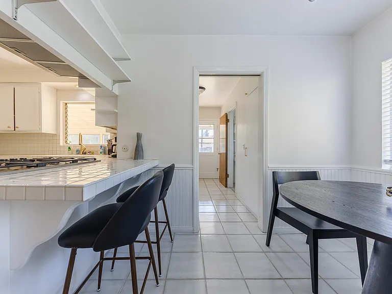 518 E La Sierra Dr — Photo 19