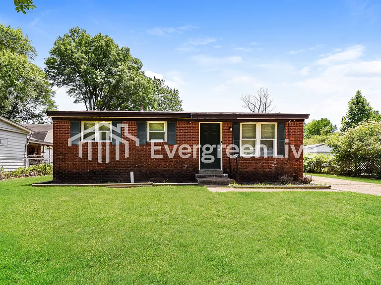 1597 Whitehead Dr — Photo 2