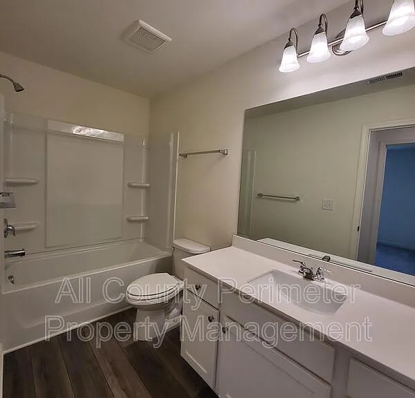 314 Penn Station Way — Photo 12
