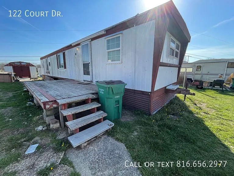 122 Court Dr — Photo 30