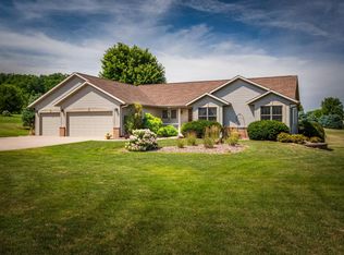 N6811 Freier Rd, Holmen, WI 54636