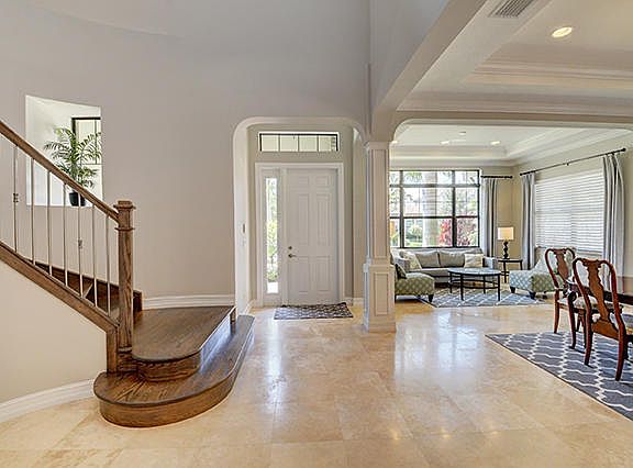 Home For Sale In The Oaks