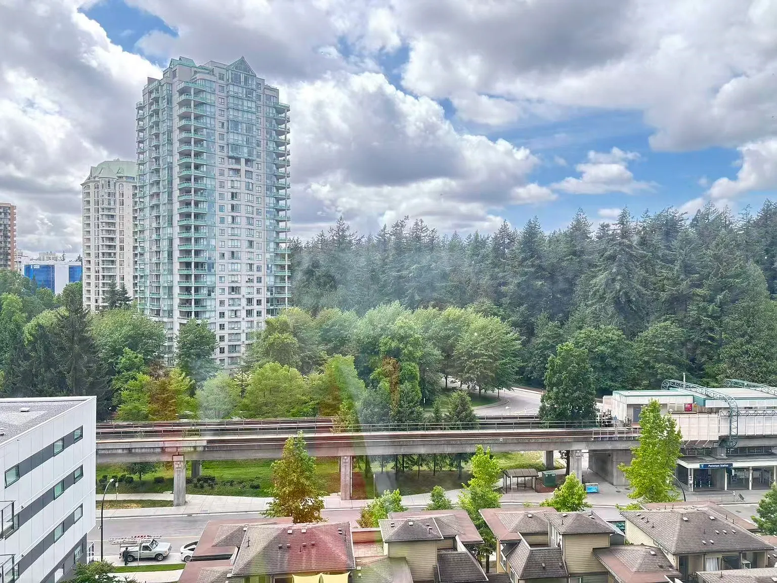 1 bed, 575 sqft, $2,250 — Photo 2