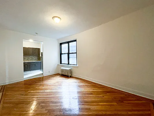 Rented by Urban Real Estate Property Group Inc | media 12