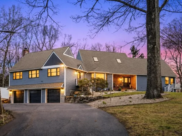 99 Longview St, Palmer, MA 01069