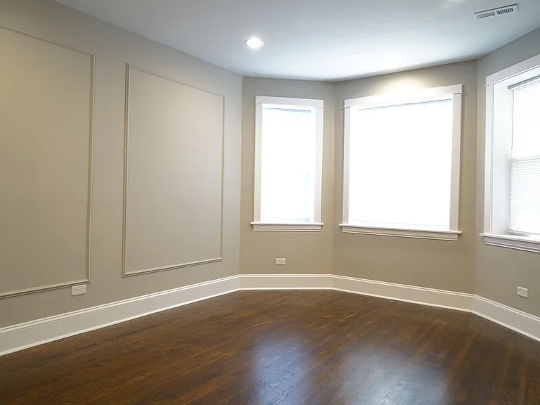 Arg Llc, 2848 W. Barry Series — Photo 6