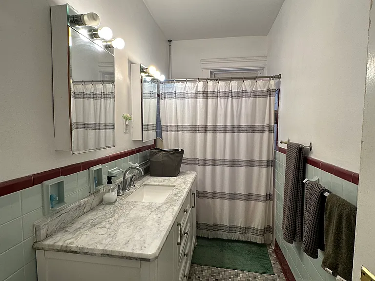 1908 Beacon St #3 — Photo 16