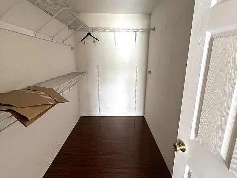 153 Rosedale Ave — Photo 9