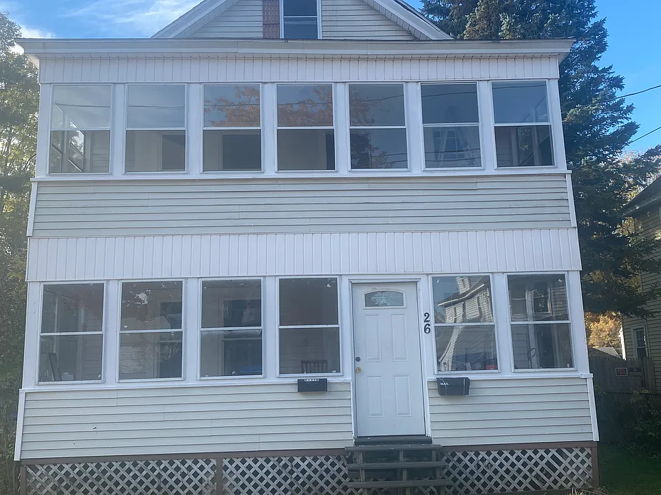 26 Ashley St #1