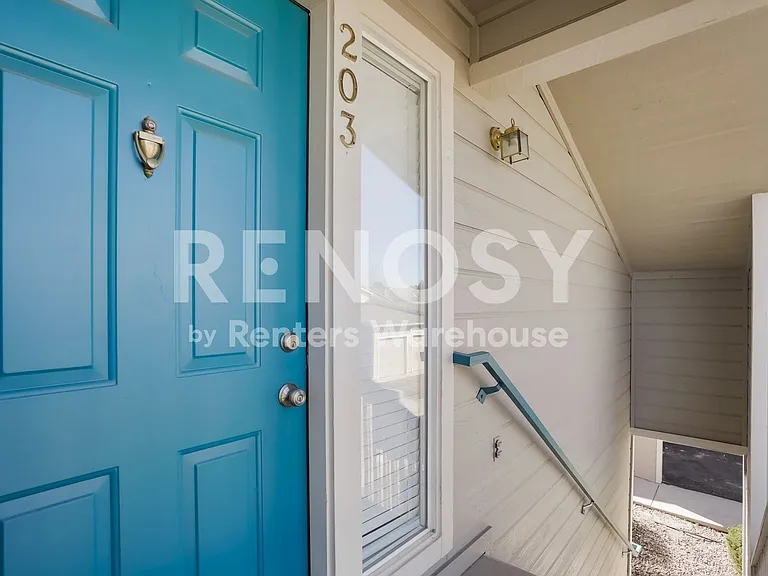 3846 Canyon Ranch Rd #203 — Photo 2