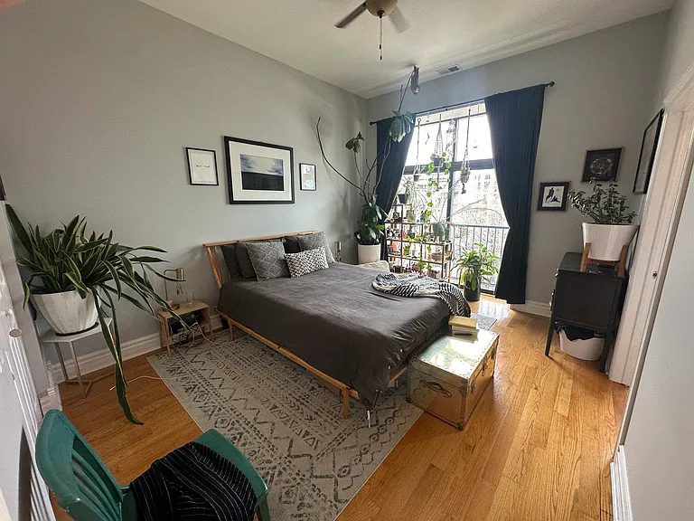 1135 W Chicago Ave #2W — Photo 22