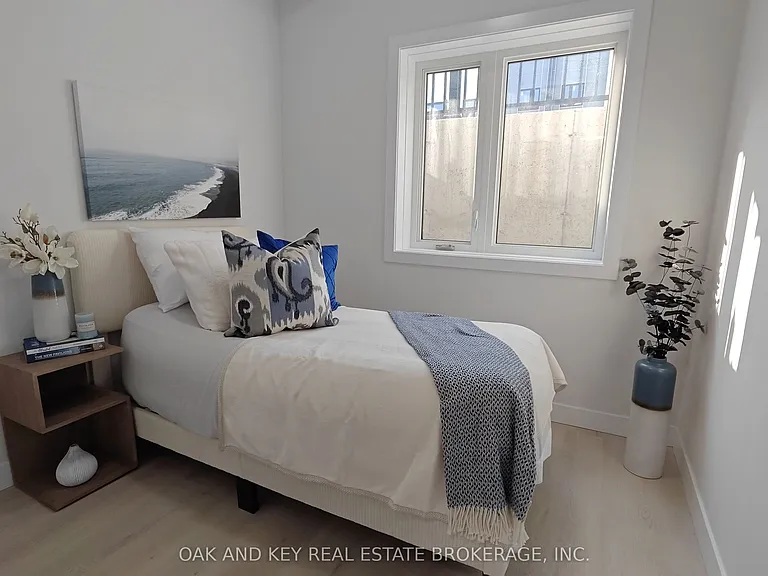 1208 Fanshawe Park Rd E #9 — Photo 13