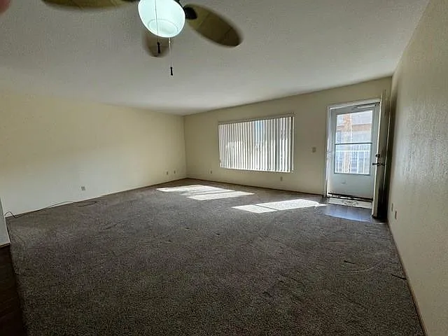 1 bed, 800 sqft, $1,050 — Photo 4