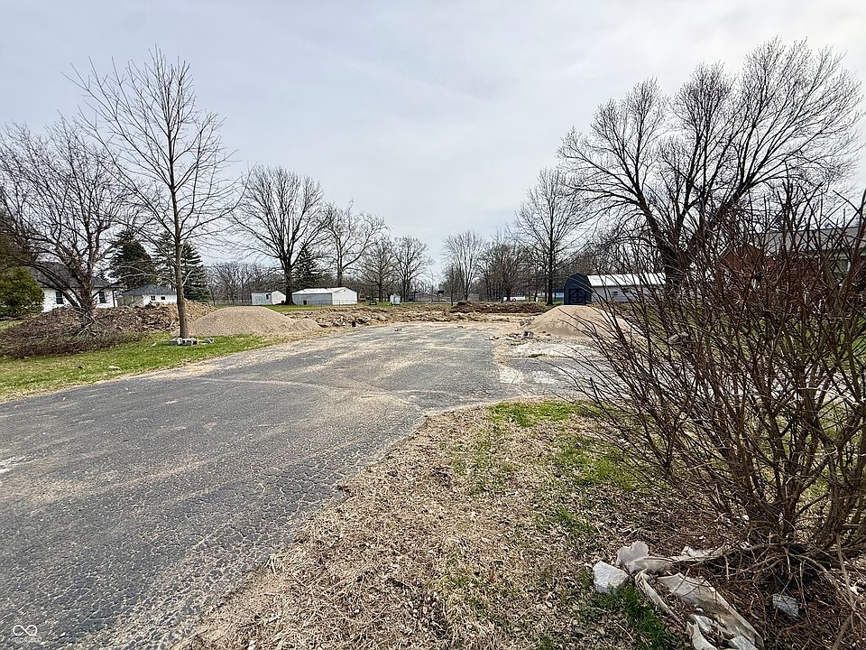 1st image of 2673 W Lake Dr