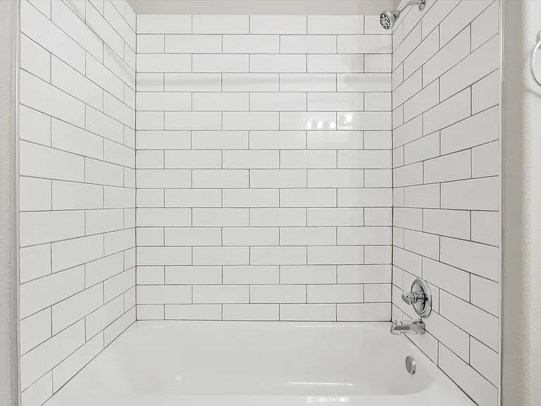9901 Trailwood Dr #1069 — Photo 22