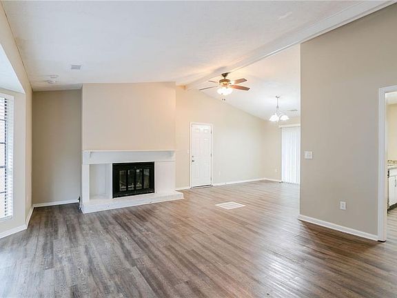 4th image of 1841 Northwick Pl