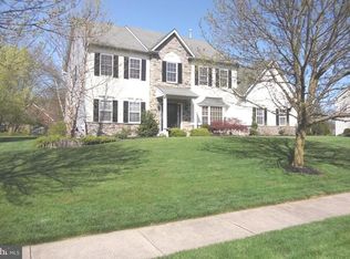 108 Knoll Dr, Collegeville, PA 19426