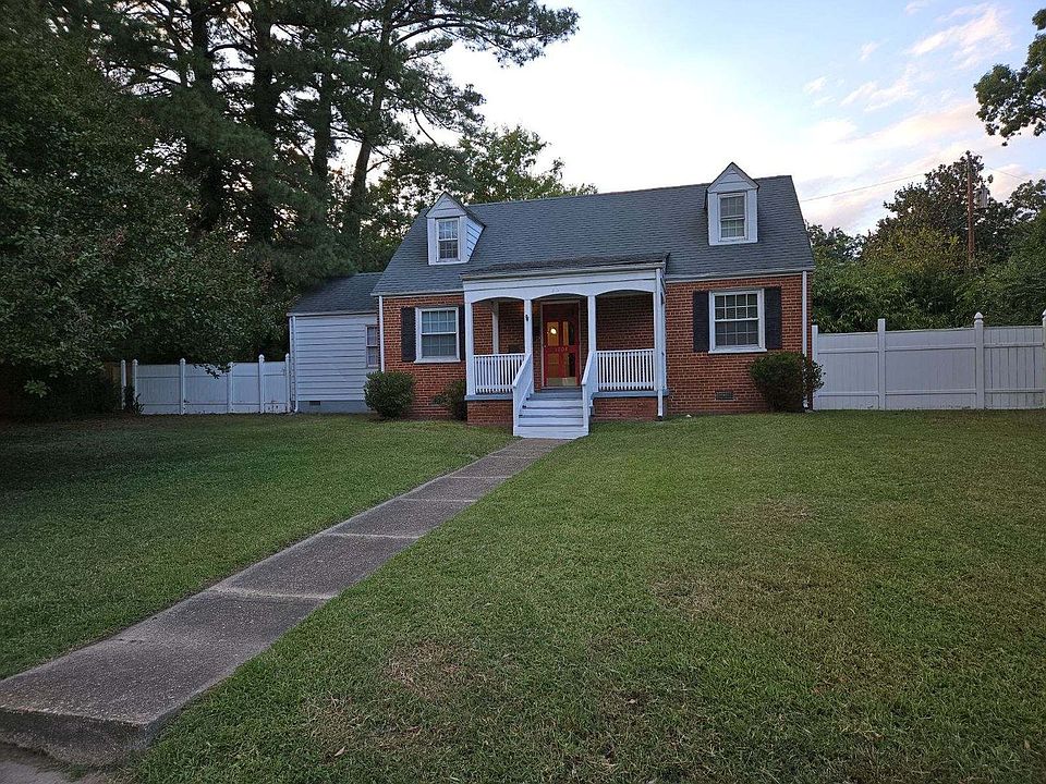 1st image of 1004 Willow Lawn Dr