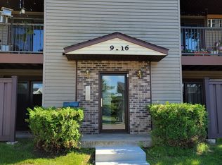 1164 Bartosh Ln APT 12, River Falls, WI 54022
