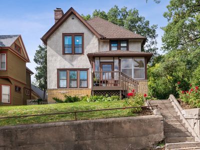 1093 Jessie St, Saint Paul, MN, 55130