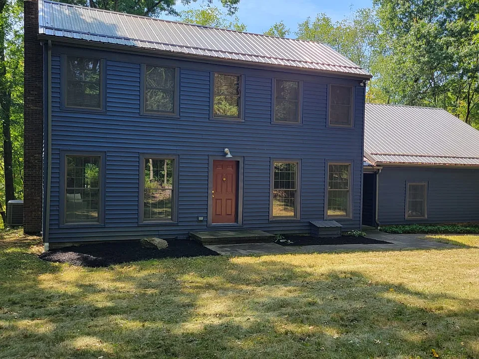 802 Cunningham Rd