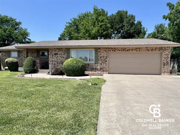 1505 Labrador Blvd, Garden City, KS 67846