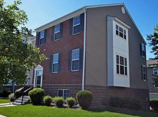 15710 Frisian Ln, Apple Valley, MN 55124