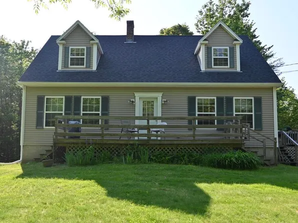 39 Jades Way, Bowdoinham, ME 04008