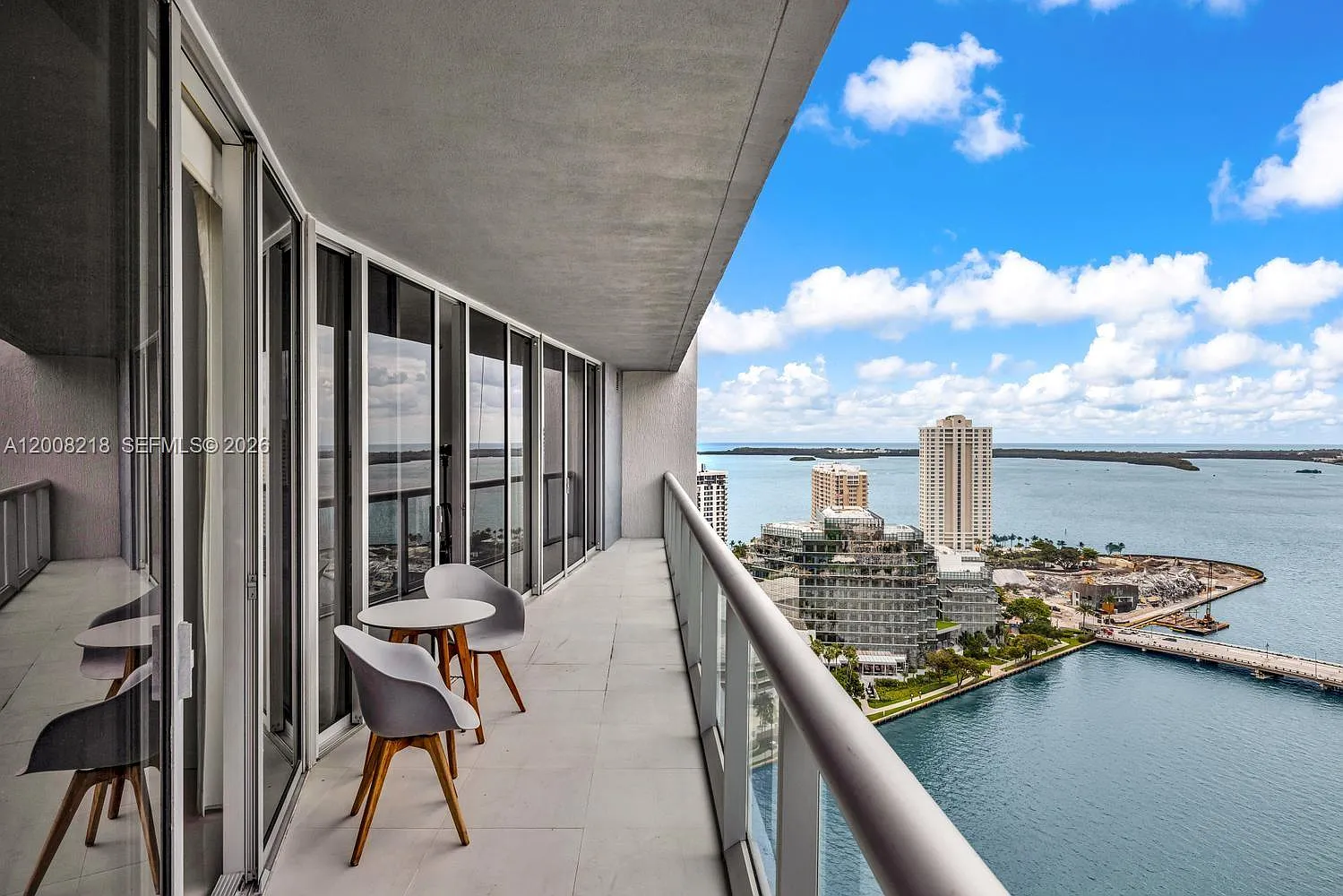 Icon Brickell No Two — Photo 3