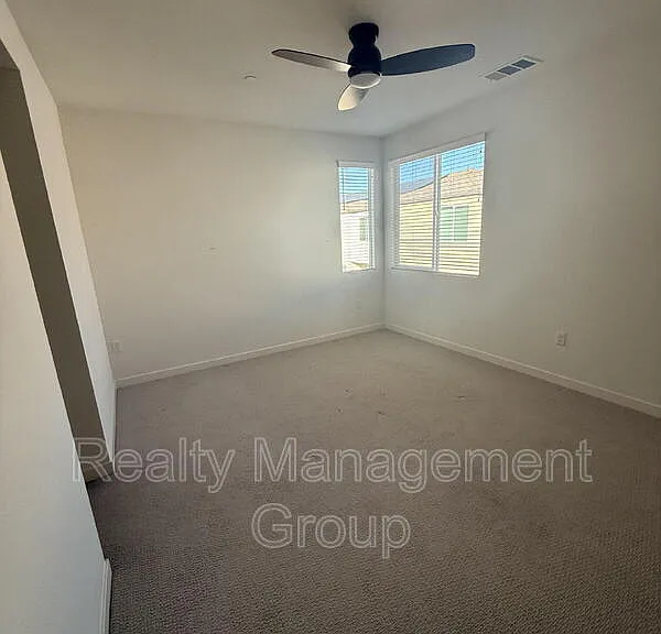 5480 Shorefront Dr #163 — Photo 20