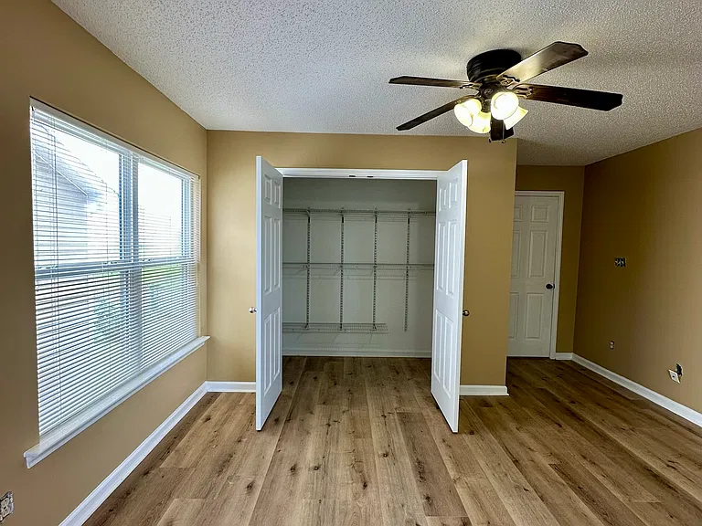 15313 Superior St — Photo 40