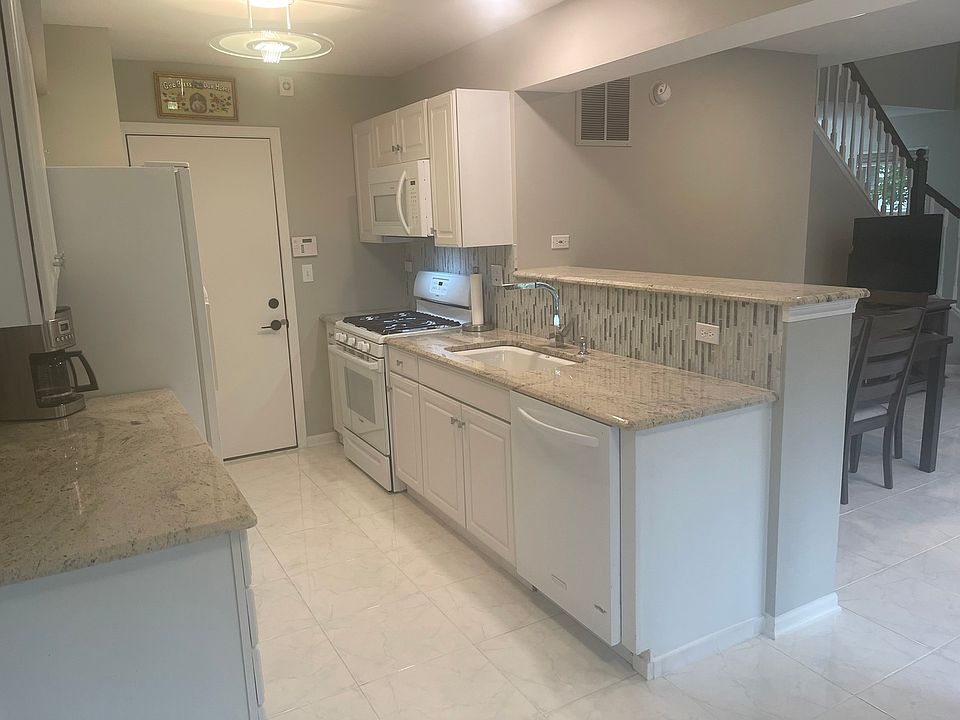 329 S Jewel Ct, Palatine, IL 60074 Zillow