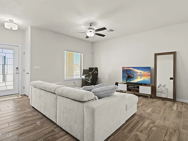 5064 Andrew Jorel Dr — Photo 11