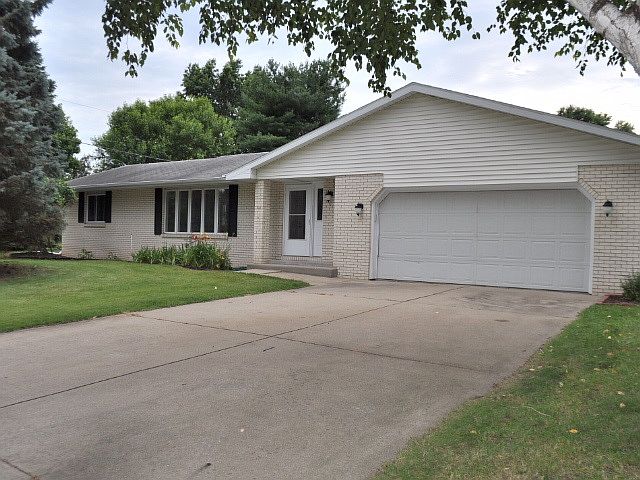 1st image of 58265 Terrace Ln