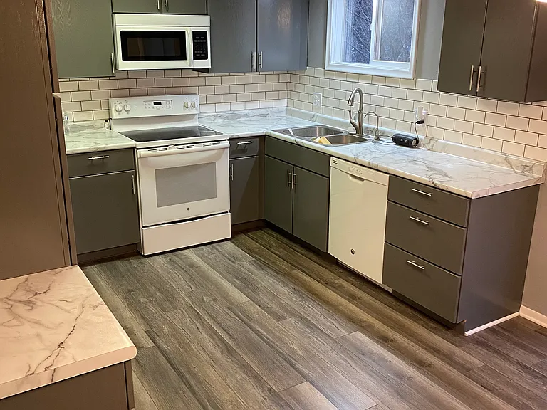 243 W Florence Ave — Photo 4