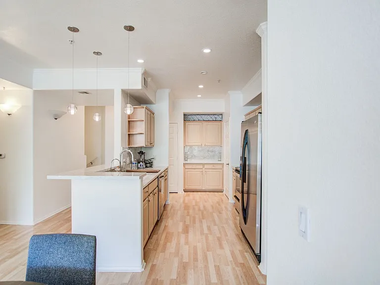 435 W Rio Salado Pkwy #208 — Photo 12