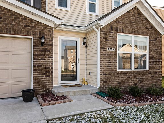 3rd image of 6037 Edgemont Way