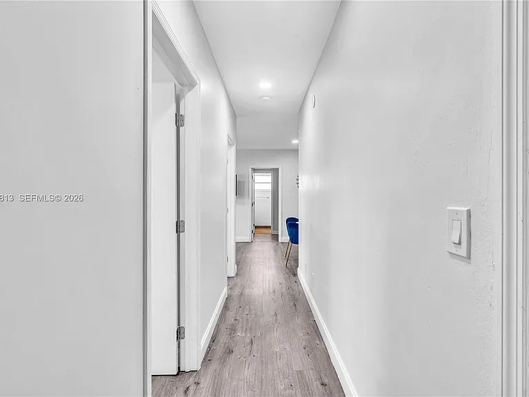 10002 E Bay Harbor Dr #6 — Photo 35