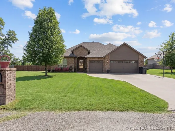 61521 E 266th Rd, Grove, OK 74344