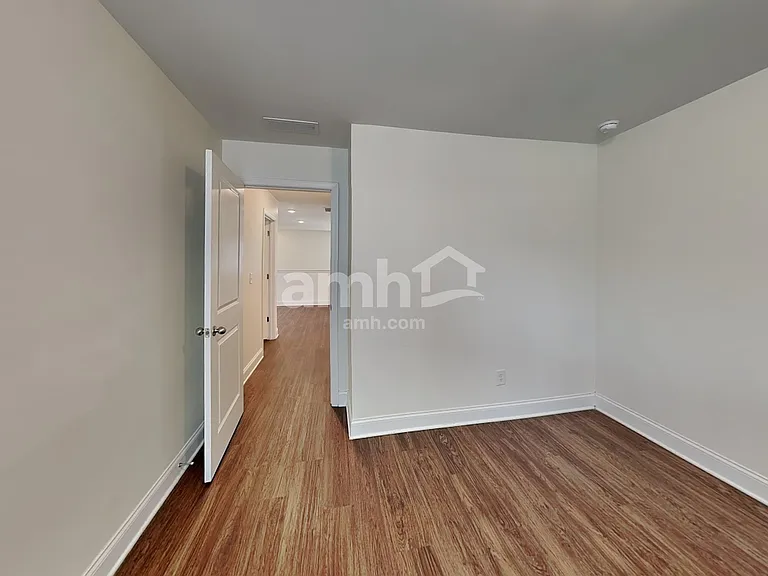 6240 Bridlewood Ln — Photo 20