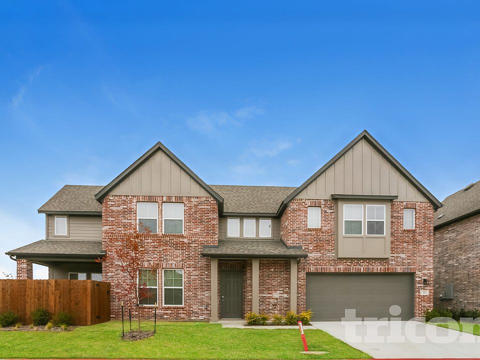 1st image of 321 Lincoln Meadows Cir