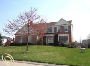 1639 Devonwood Dr, Rochester Hills, MI 48306