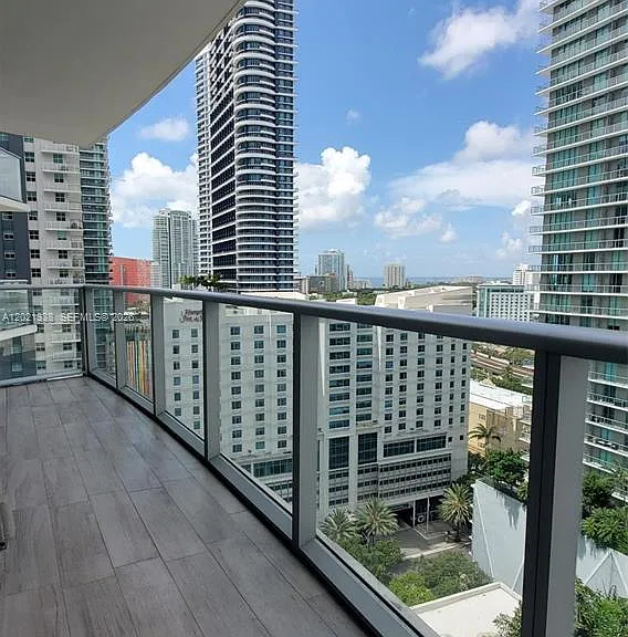 1100 S Miami Ave #1705 — Photo 6