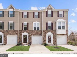 902 Emerson Ct, Clementon, NJ 08021