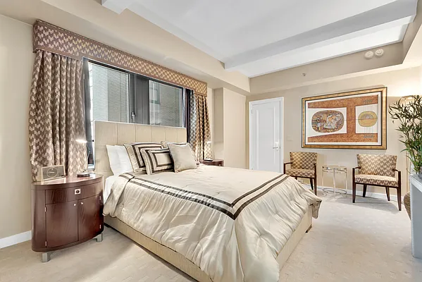 Sold by Douglas Elliman | media 20