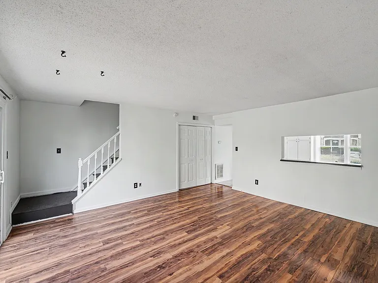 9626 Vinca Cir #D — Photo 21