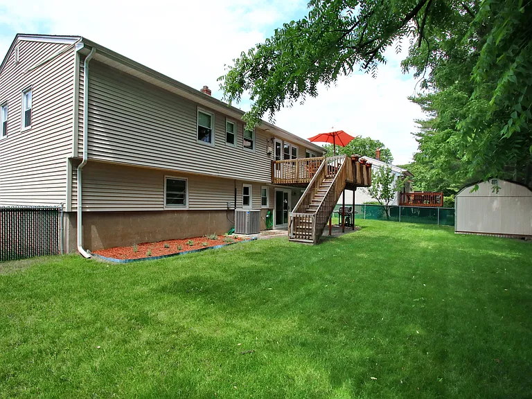 42-05 Naugle Dr — Photo 18