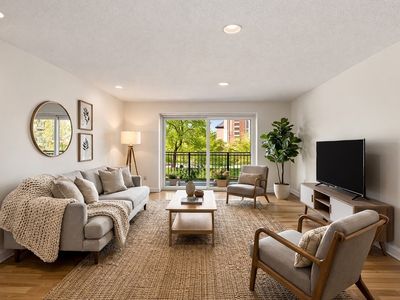 15 Francis St APT 16, Brookline, MA, 02446